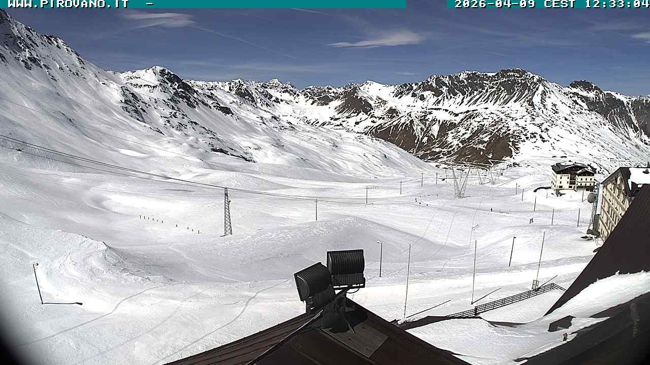 Archiv Foto Webcam Passhöhe Stilfserjoch, Valle del Braulio