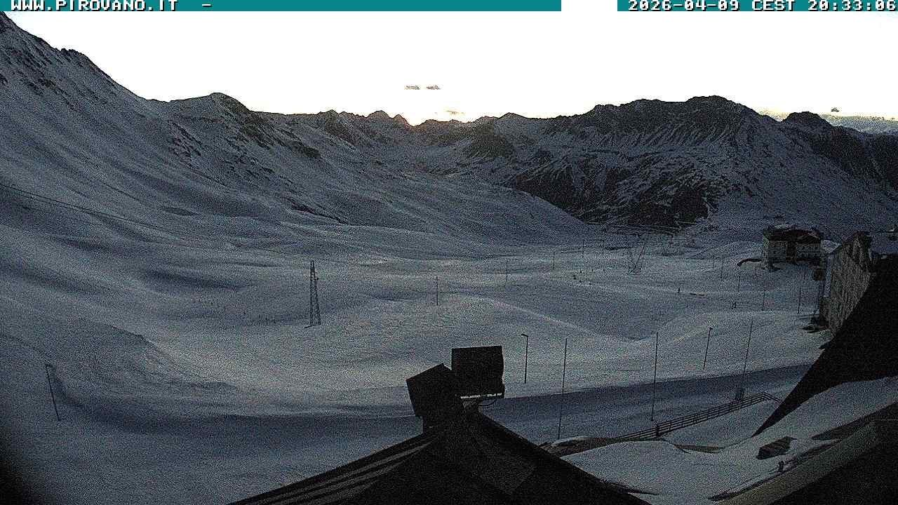 Archived image Webcam Valle del Braulio, Passo Stelvio