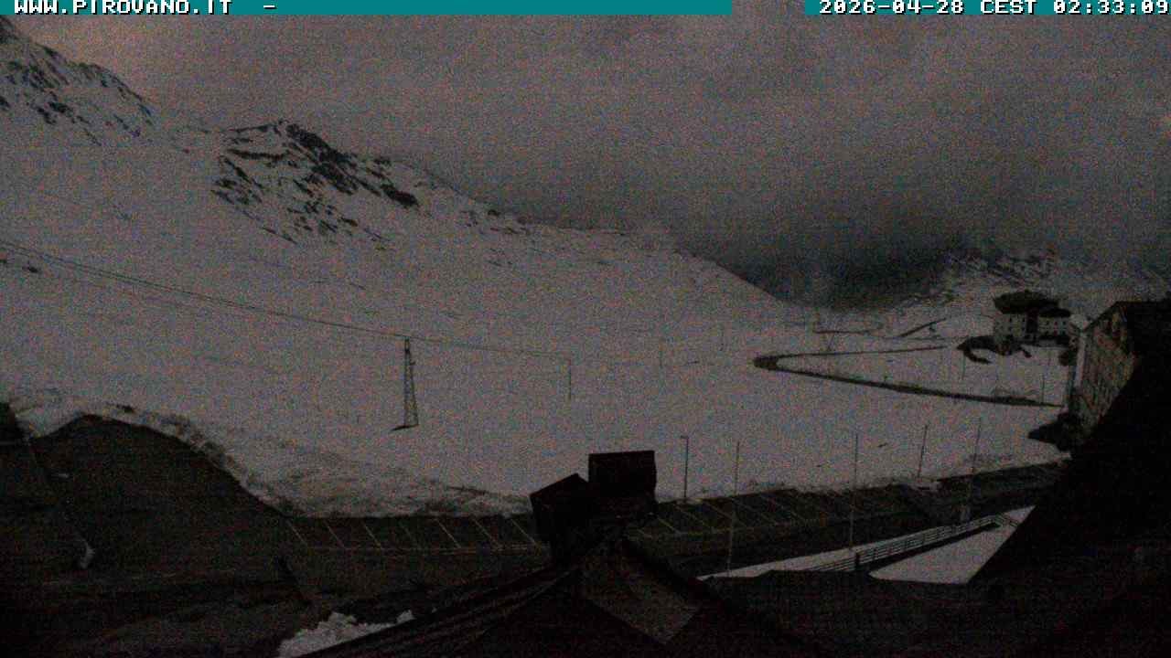 Archiv Foto Webcam Passhöhe Stilfserjoch, Valle del Braulio
