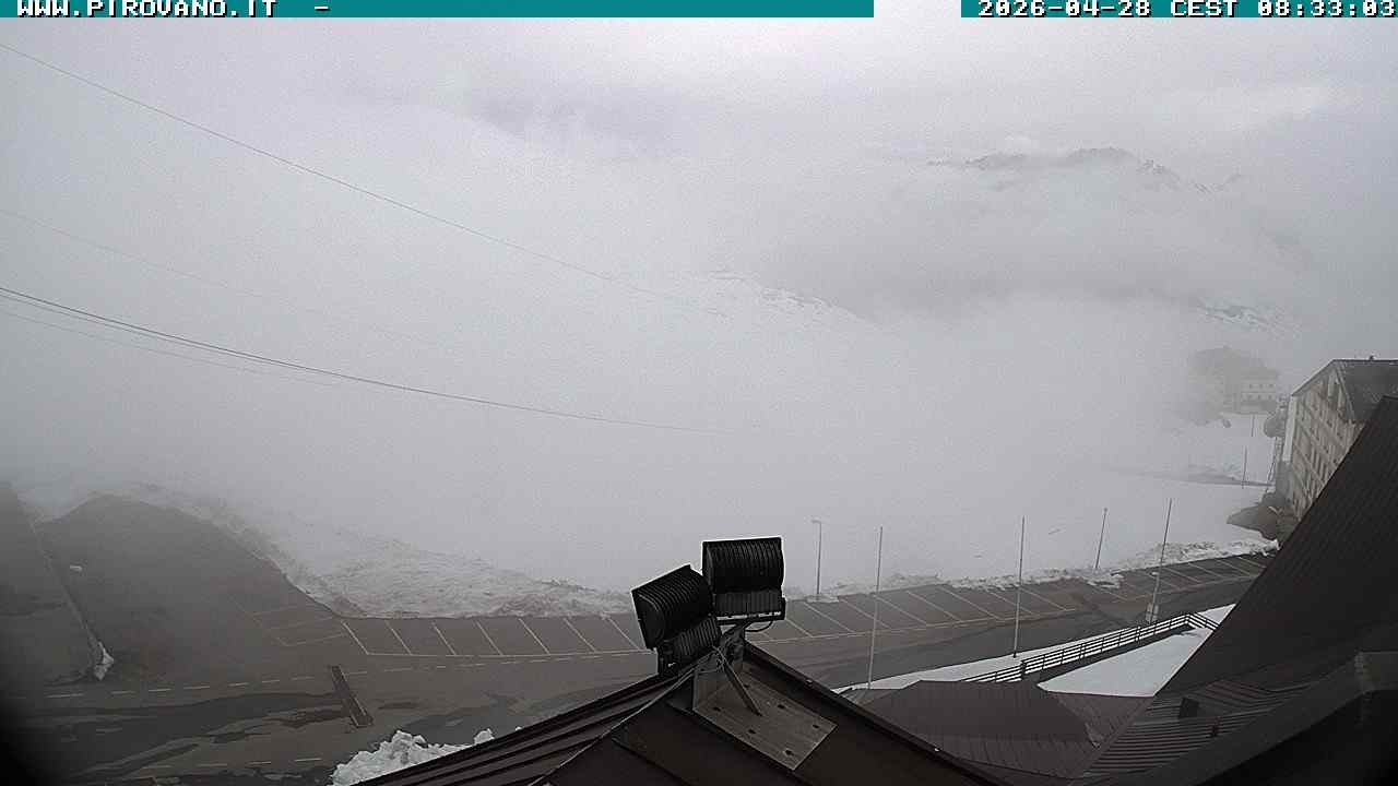 Archiv Foto Webcam Passhöhe Stilfserjoch, Valle del Braulio