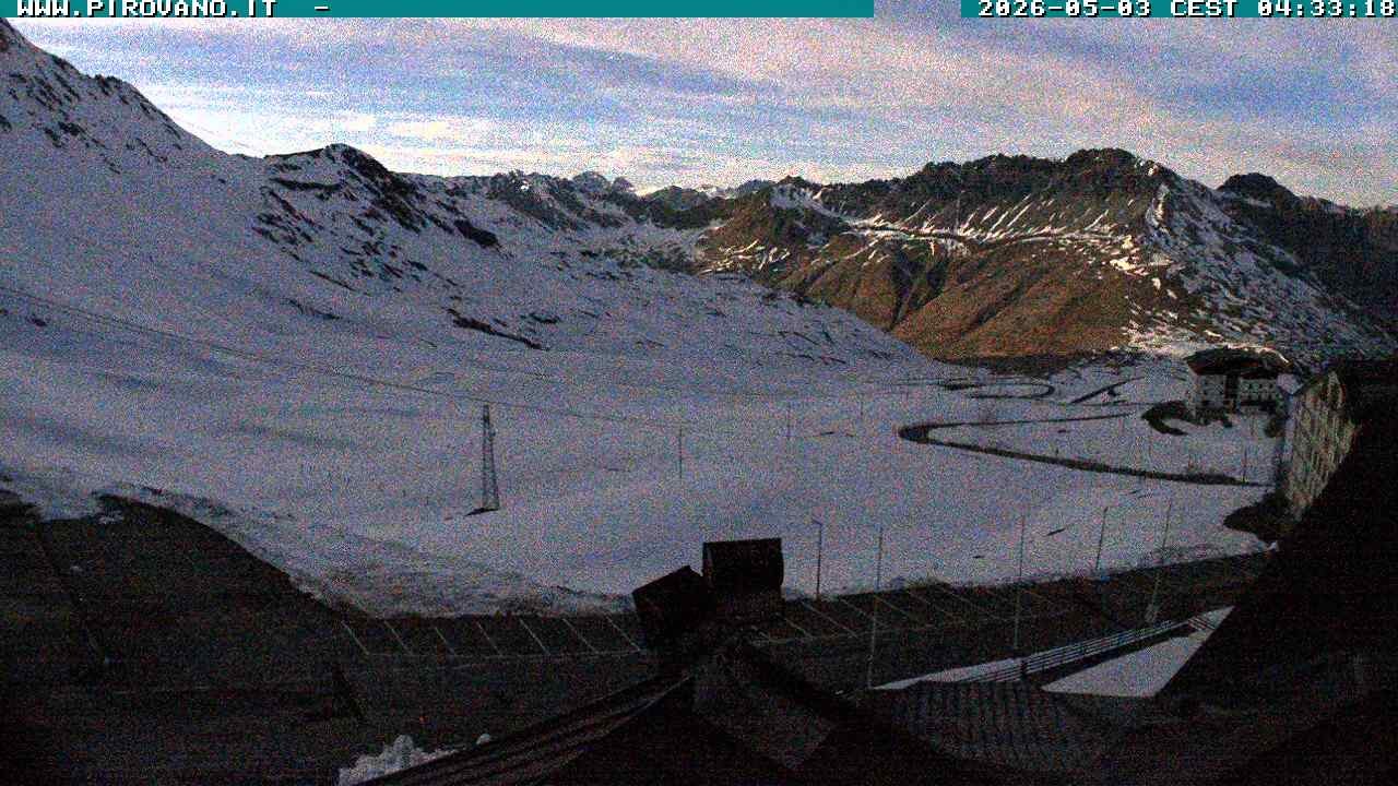 Archiv Foto Webcam Passhöhe Stilfserjoch, Valle del Braulio