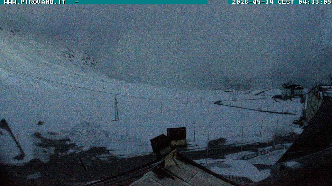 Archiv Foto Webcam Passhöhe Stilfserjoch, Valle del Braulio