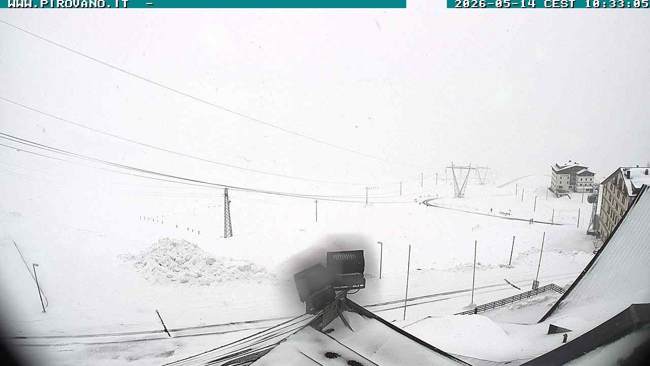 Archiv Foto Webcam Passhöhe Stilfserjoch, Valle del Braulio