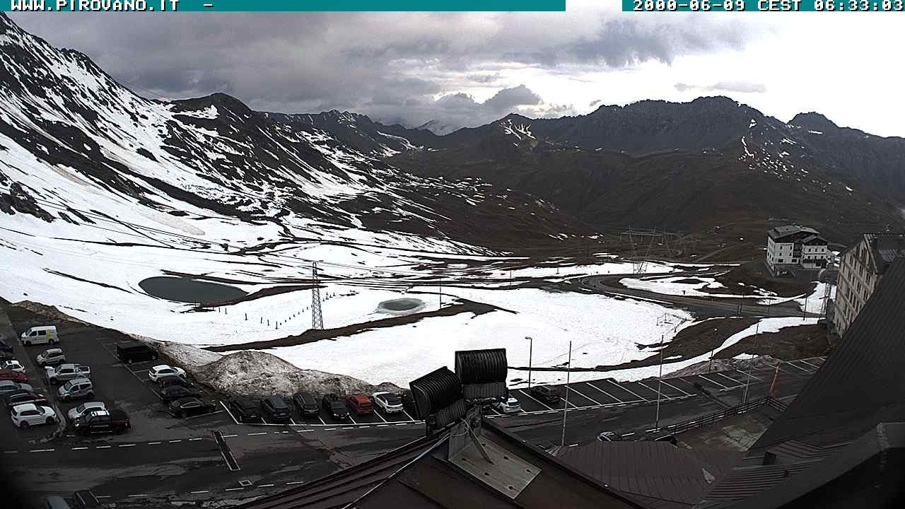 Archiv Foto Webcam Passhöhe Stilfserjoch, Valle del Braulio