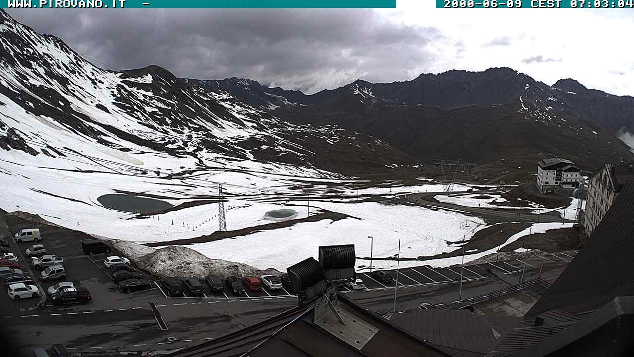 Archiv Foto Webcam Passhöhe Stilfserjoch, Valle del Braulio