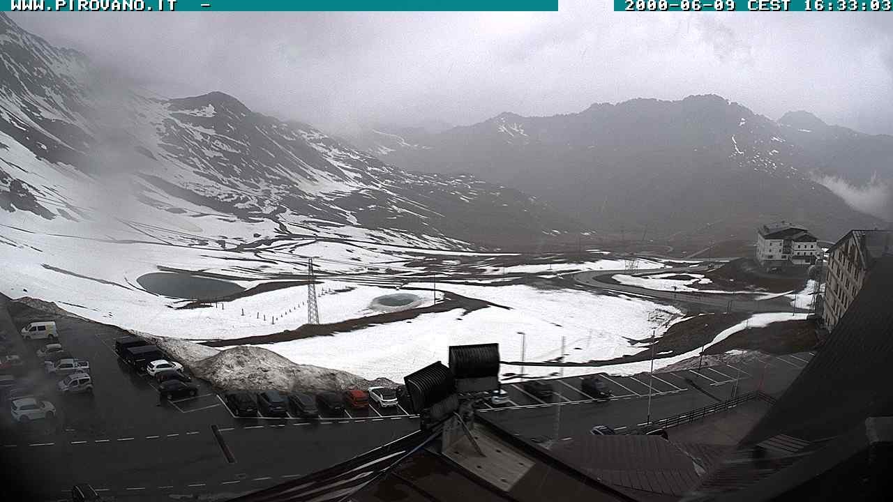 Archiv Foto Webcam Passhöhe Stilfserjoch, Valle del Braulio