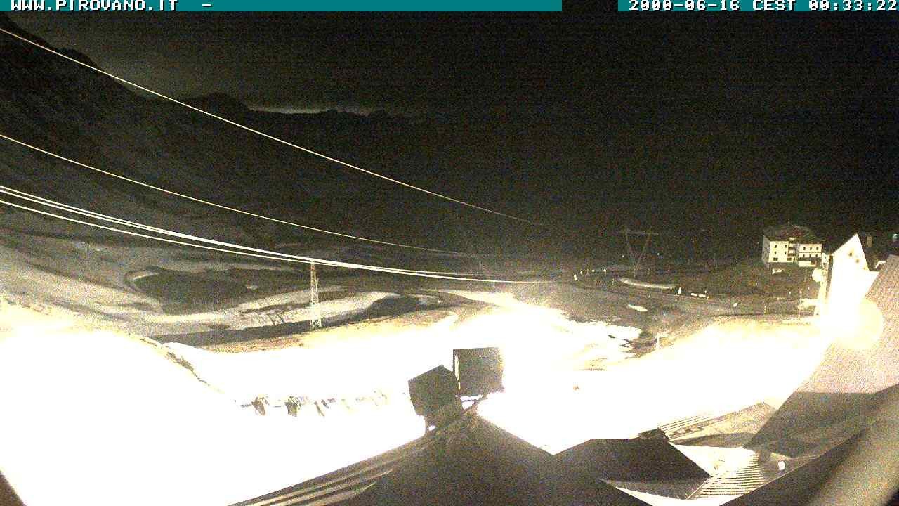 Archiv Foto Webcam Passhöhe Stilfserjoch, Valle del Braulio