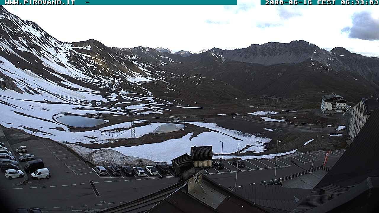Archiv Foto Webcam Passhöhe Stilfserjoch, Valle del Braulio