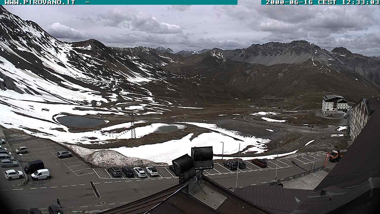 Archiv Foto Webcam Passhöhe Stilfserjoch, Valle del Braulio