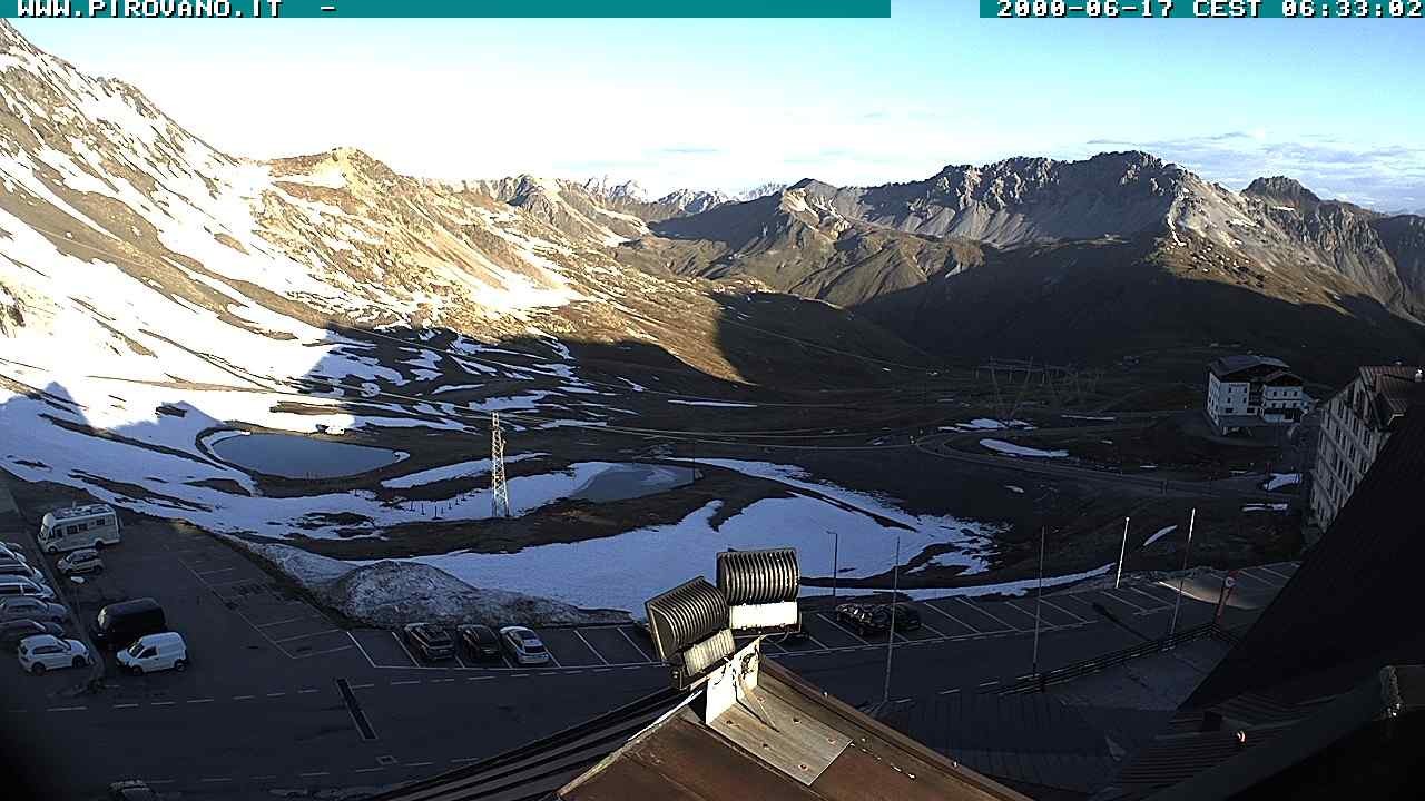Archived image Webcam Valle del Braulio, Passo Stelvio