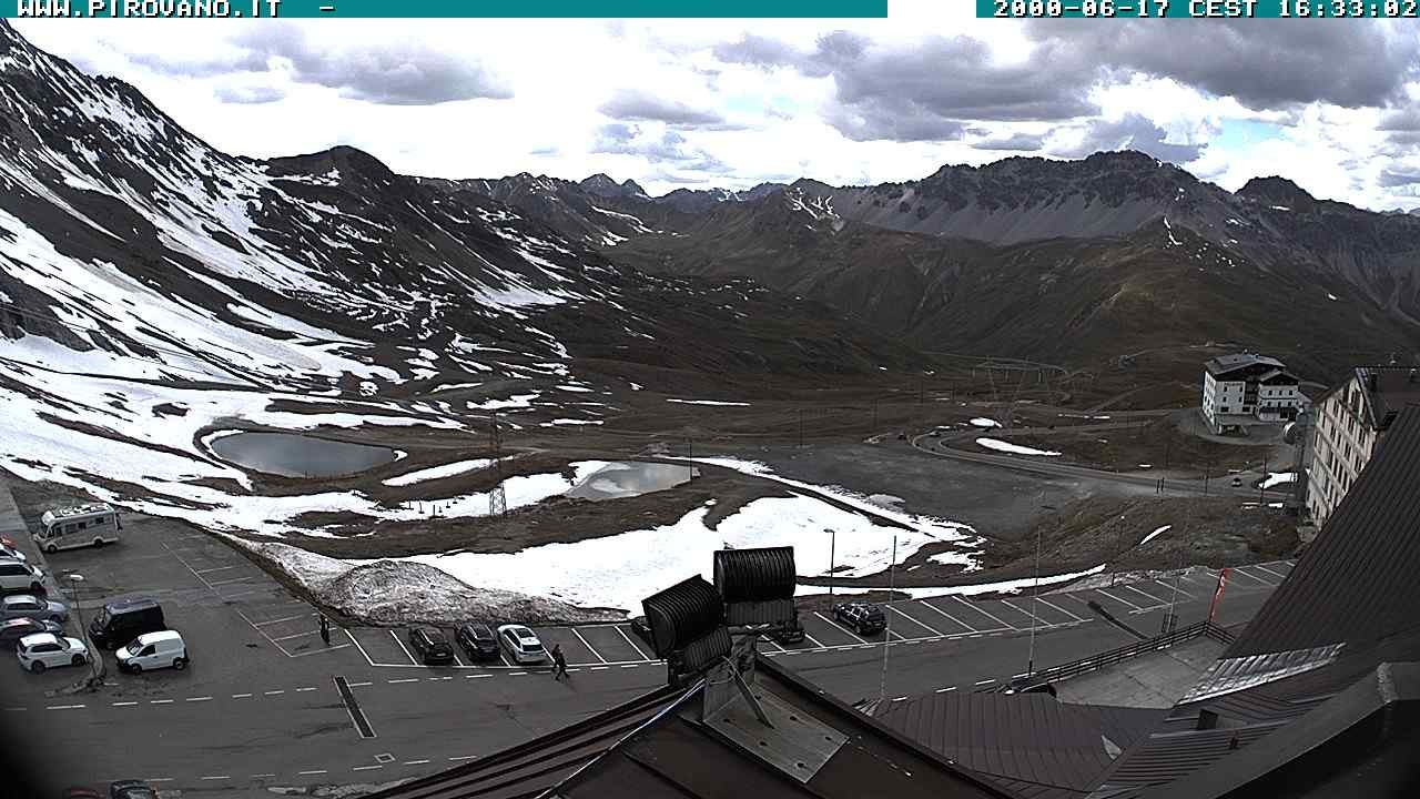 Archiv Foto Webcam Passhöhe Stilfserjoch, Valle del Braulio