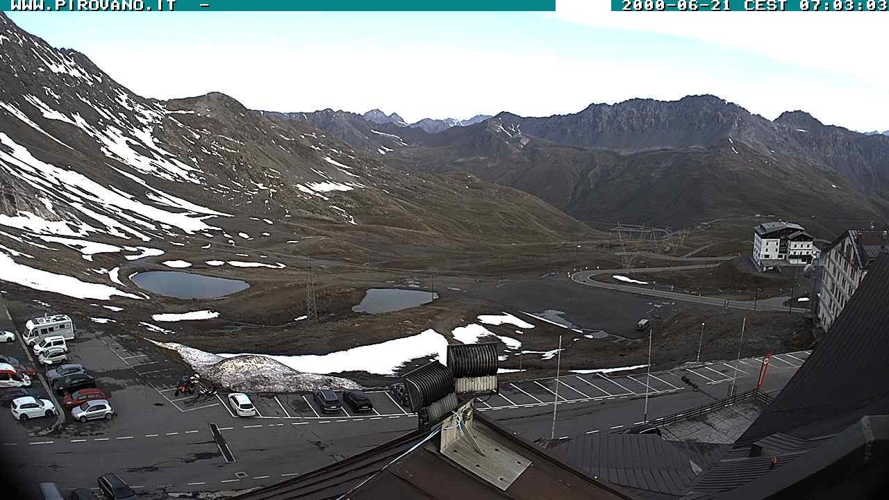 Archiv Foto Webcam Passhöhe Stilfserjoch, Valle del Braulio