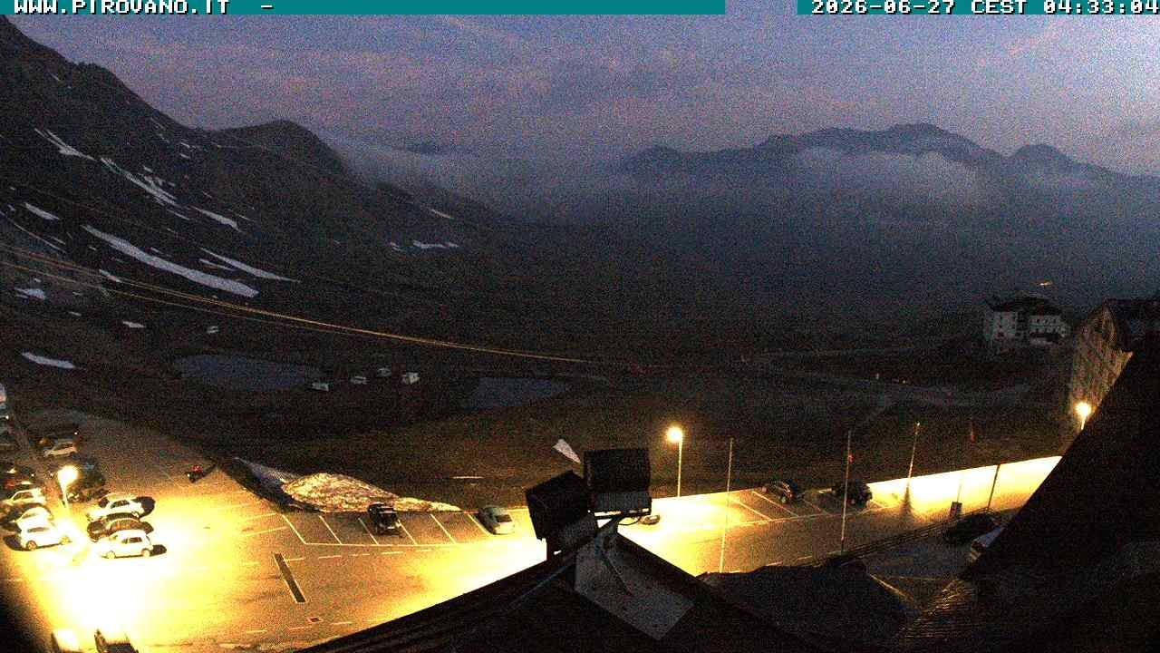 Archiv Foto Webcam Passhöhe Stilfserjoch, Valle del Braulio