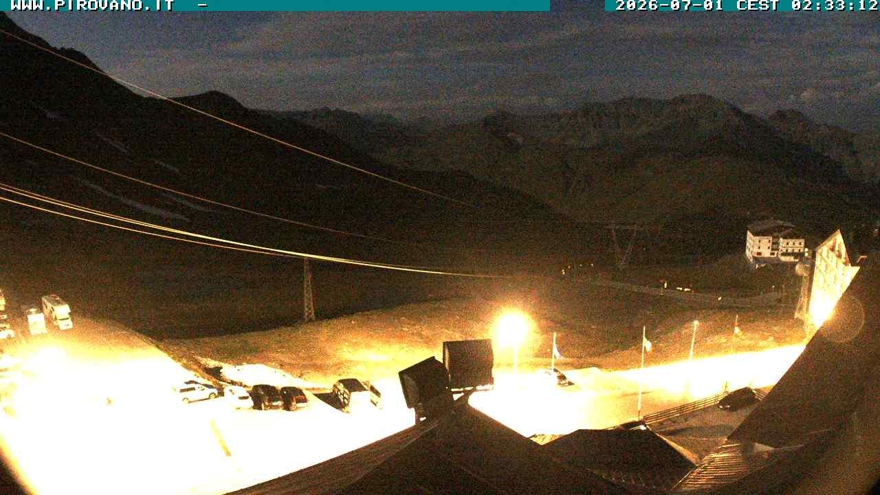 Archiv Foto Webcam Passhöhe Stilfserjoch, Valle del Braulio