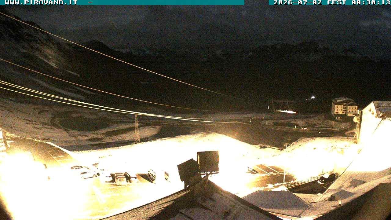 Archiv Foto Webcam Passhöhe Stilfserjoch, Valle del Braulio