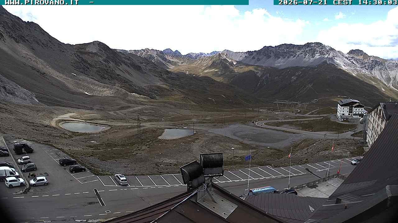 Archiv Foto Webcam Passhöhe Stilfserjoch, Valle del Braulio
