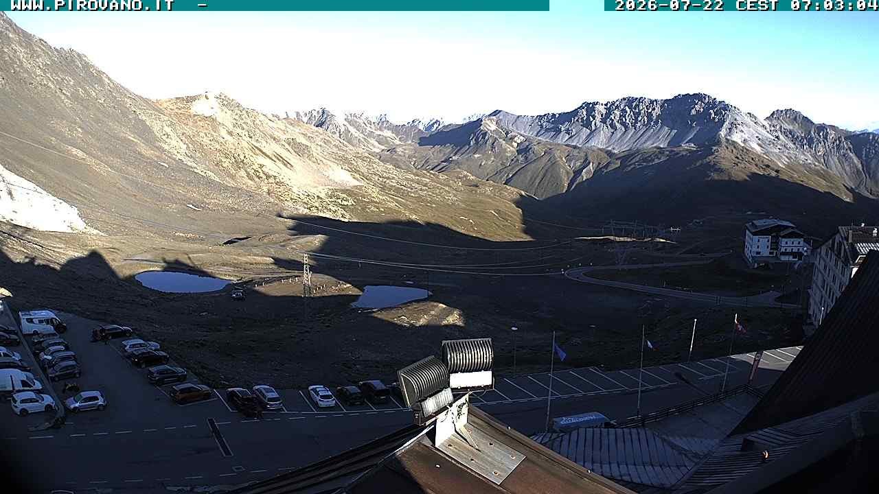 Archiv Foto Webcam Passhöhe Stilfserjoch, Valle del Braulio