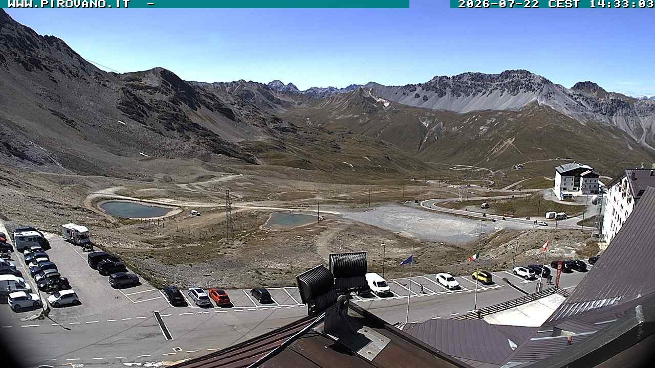 Archiv Foto Webcam Passhöhe Stilfserjoch, Valle del Braulio