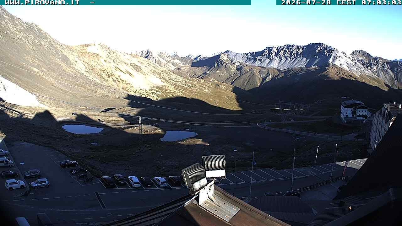 Archiv Foto Webcam Passhöhe Stilfserjoch, Valle del Braulio