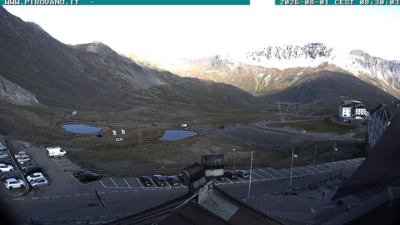 Archiv Foto Webcam Passhöhe Stilfserjoch, Valle del Braulio