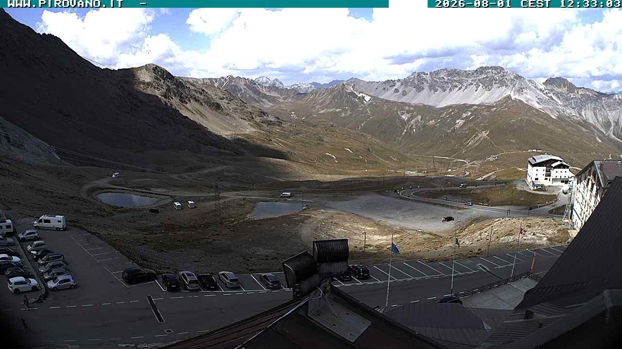 Archiv Foto Webcam Passhöhe Stilfserjoch, Valle del Braulio