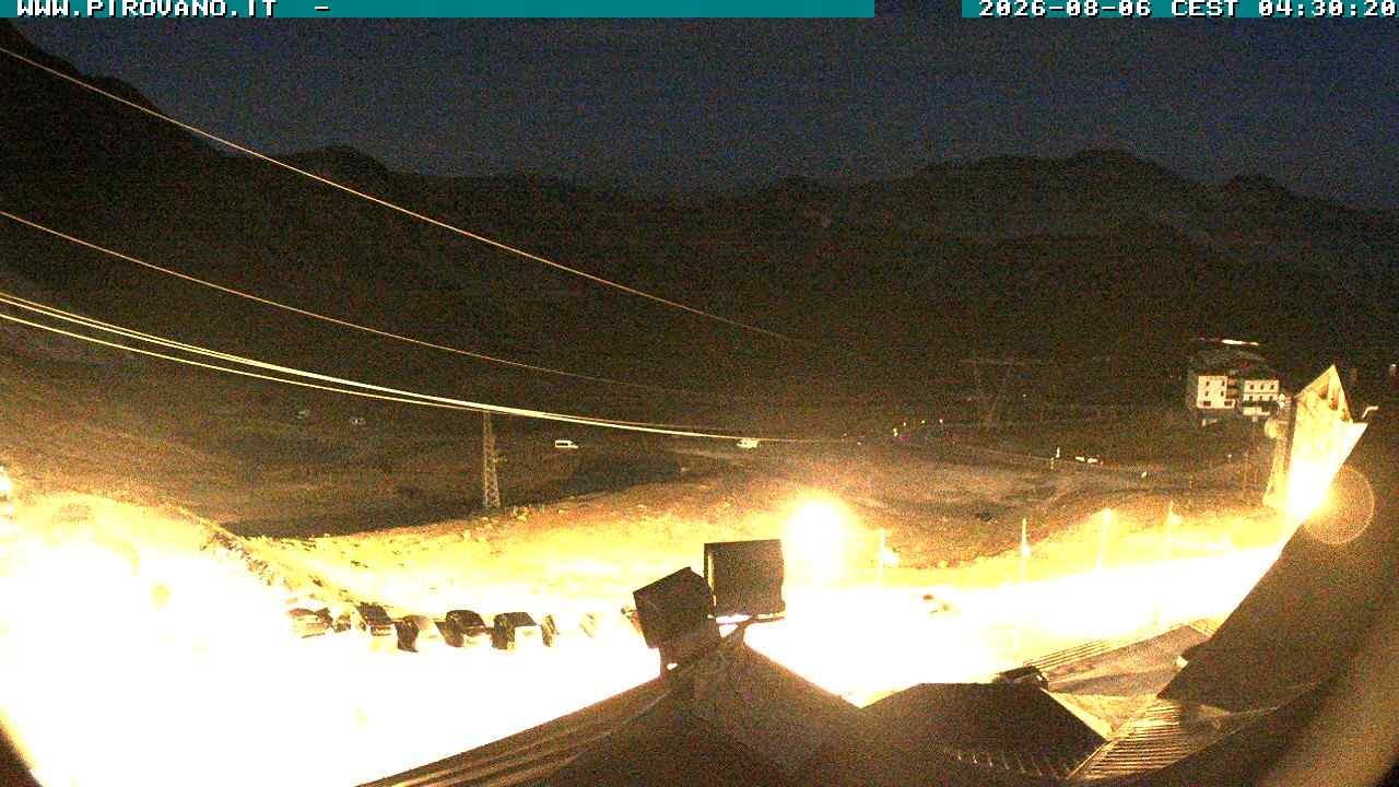Archiv Foto Webcam Passhöhe Stilfserjoch, Valle del Braulio
