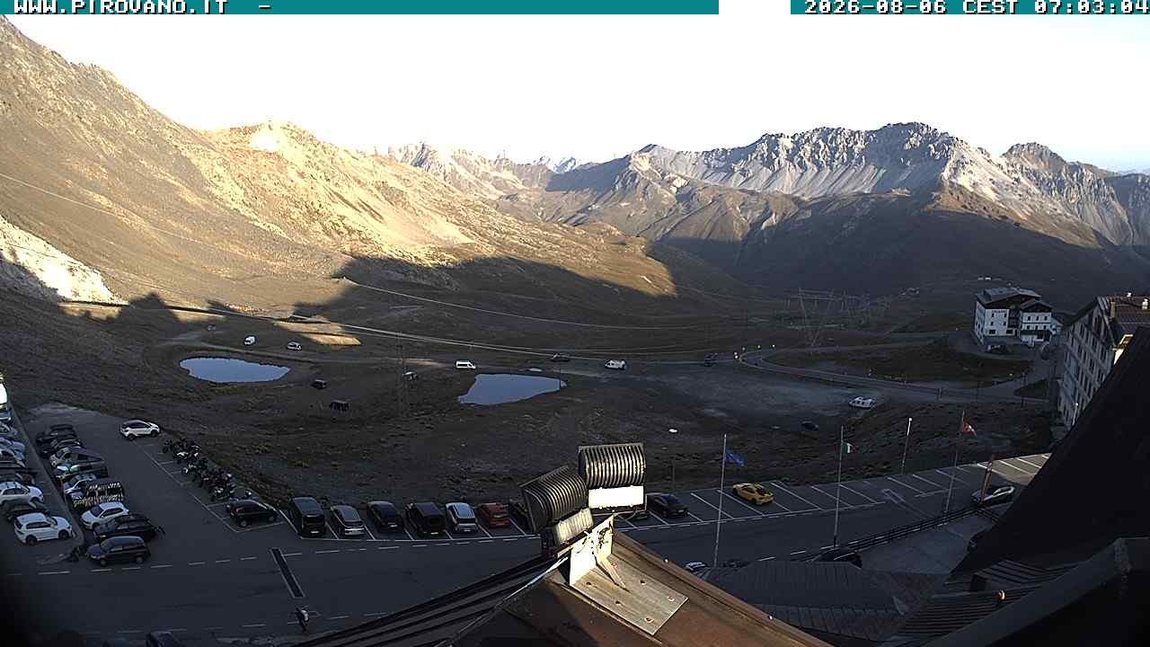 Archiv Foto Webcam Passhöhe Stilfserjoch, Valle del Braulio