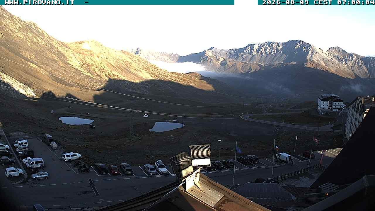 Archiv Foto Webcam Passhöhe Stilfserjoch, Valle del Braulio