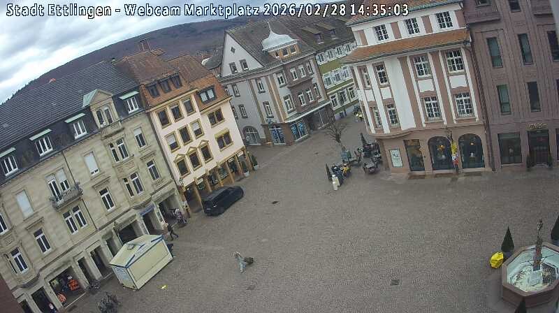 Archived image Webcam Market place in Ettlingen