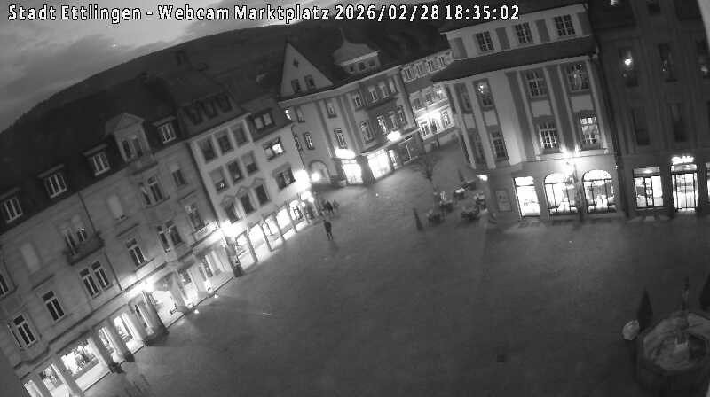 Archived image Webcam Market place in Ettlingen