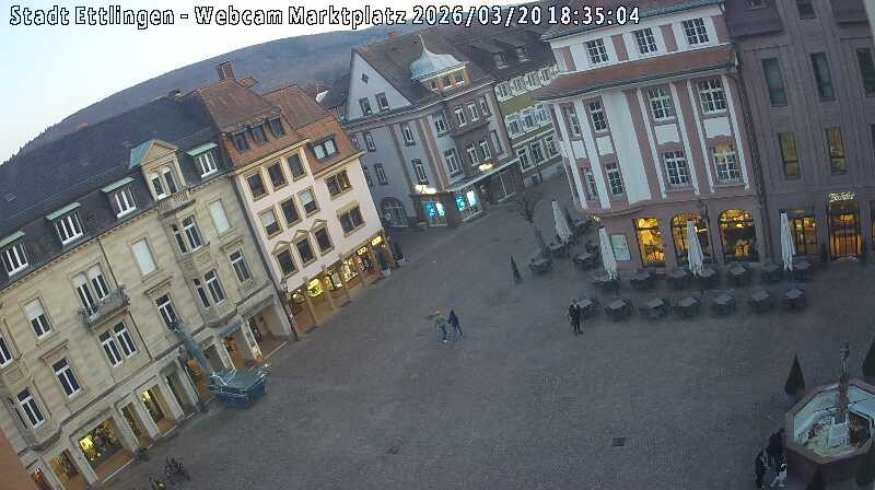 Archived image Webcam Market place in Ettlingen