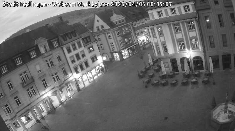 Archived image Webcam Market place in Ettlingen