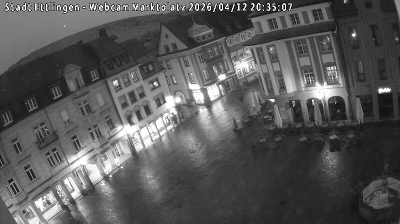 Archived image Webcam Market place in Ettlingen
