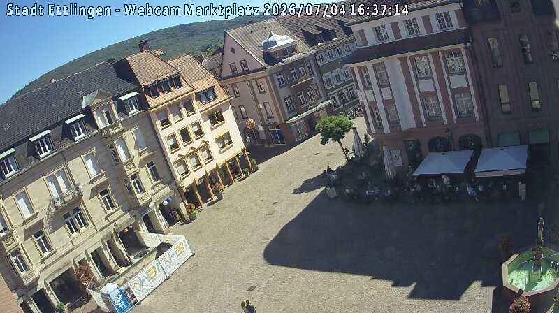 Archived image Webcam Market place in Ettlingen