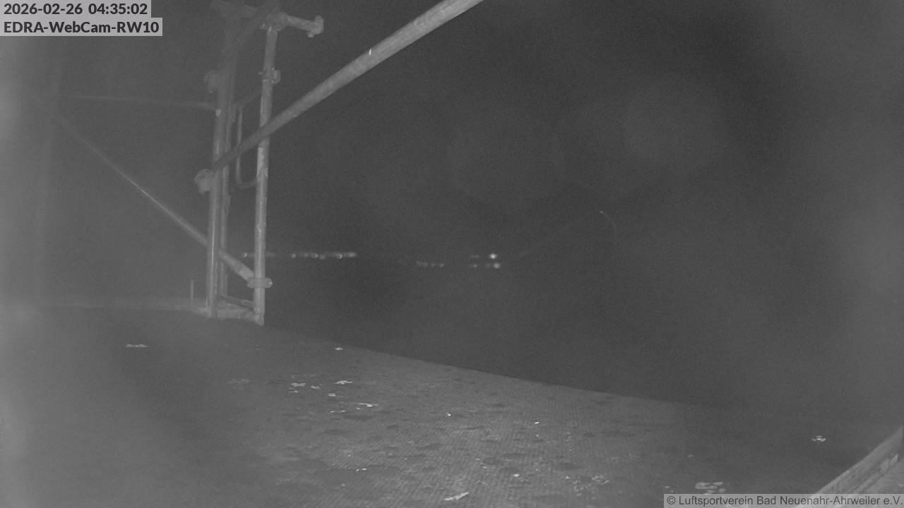 Archiv Foto Webcam Bad Neuenahr-Ahrweiler: Blick auf die Piste 10 des Luftsportverein