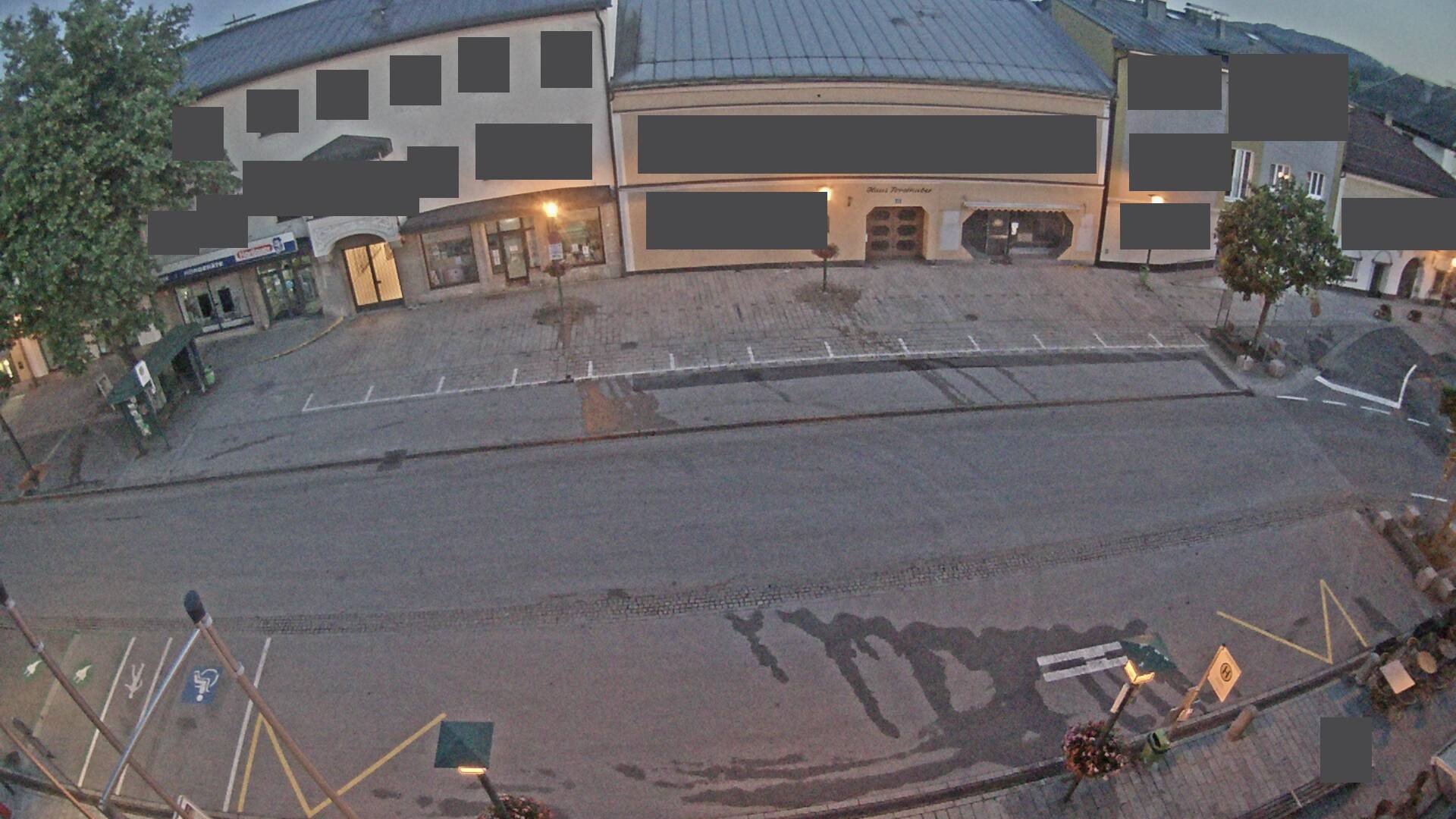 Archiv Foto Webcam Stadtplatz in Neumarkt am Wallersee