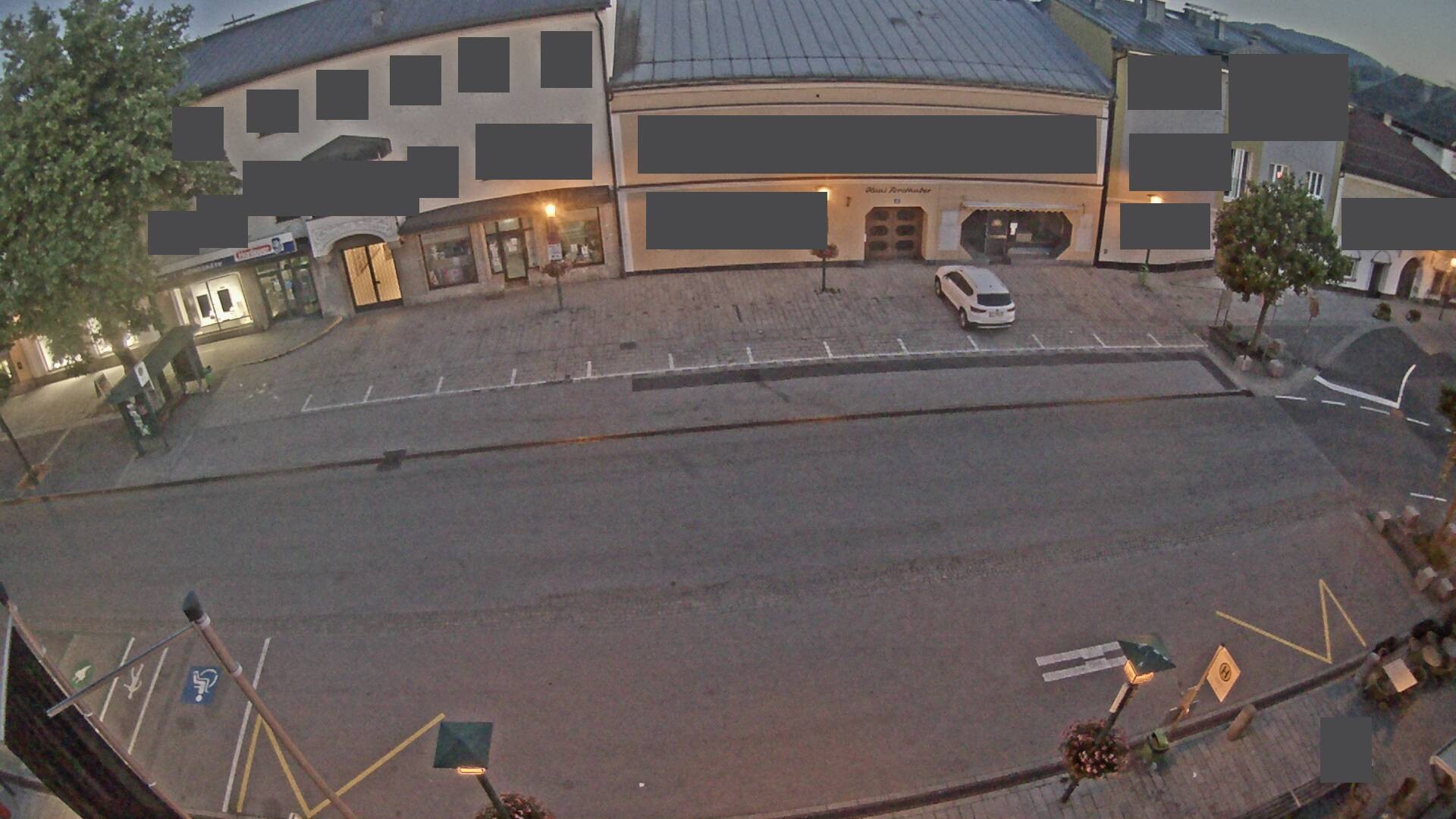 Archiv Foto Webcam Stadtplatz in Neumarkt am Wallersee