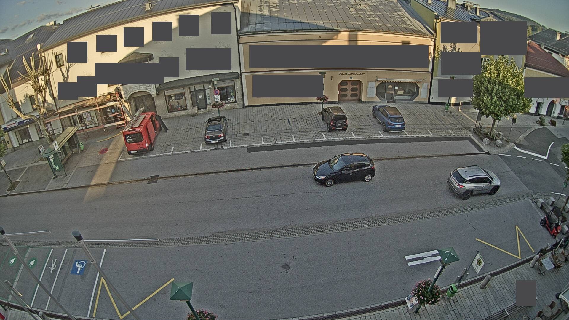 Archived image Webcam Town square of Neumarkt am Wallersee