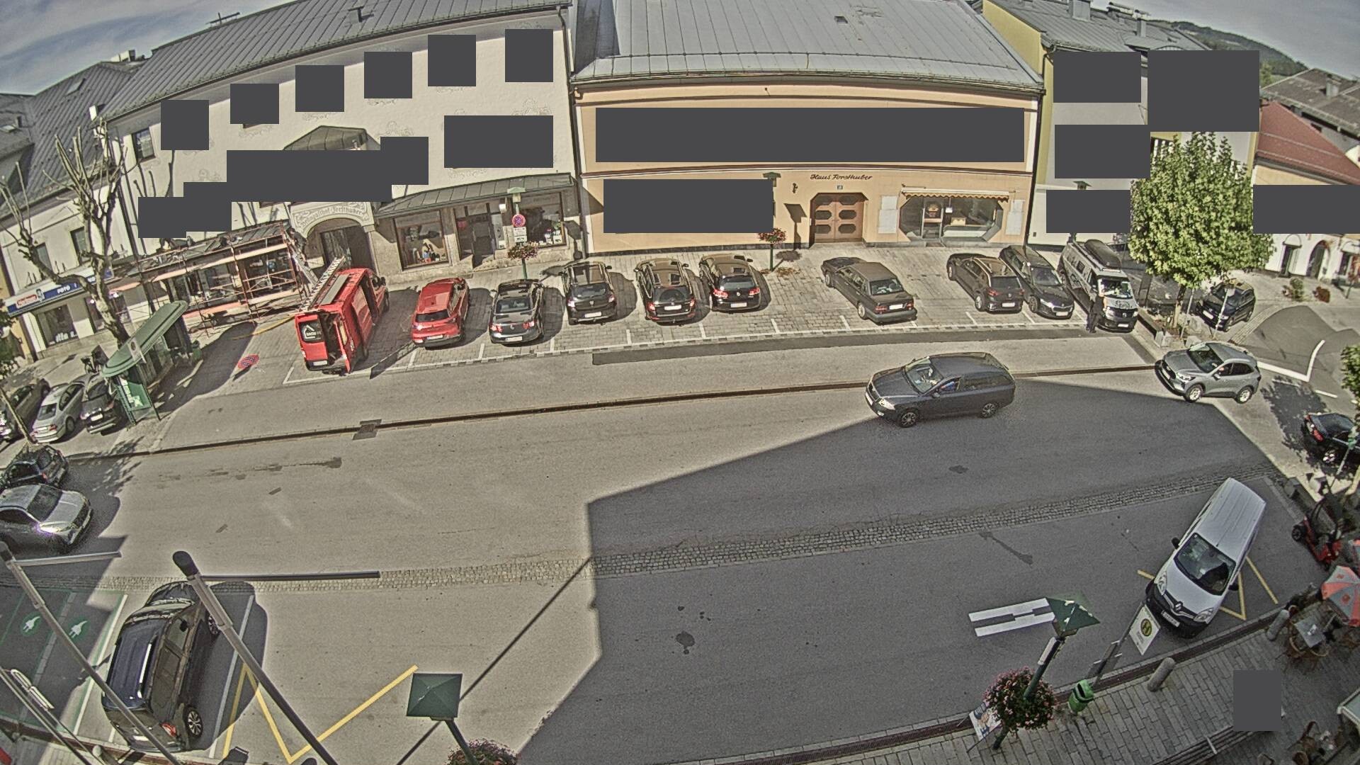 Archived image Webcam Town square of Neumarkt am Wallersee