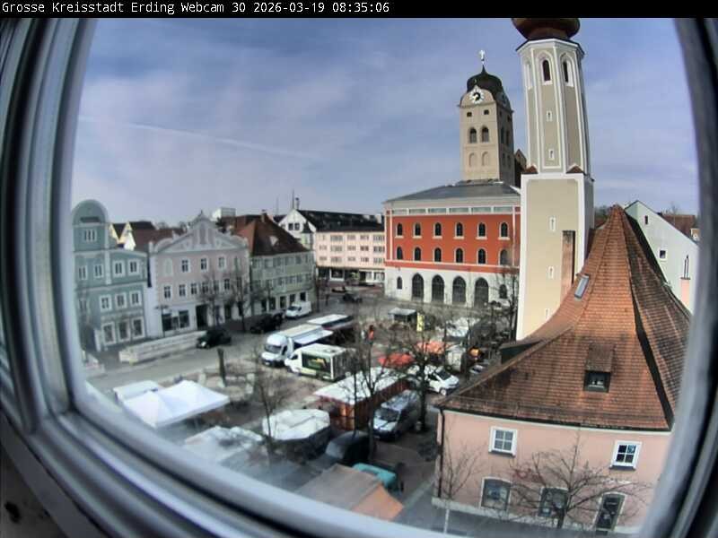 Archiv Foto Webcam Erding: Schrannenplatz und Kirche