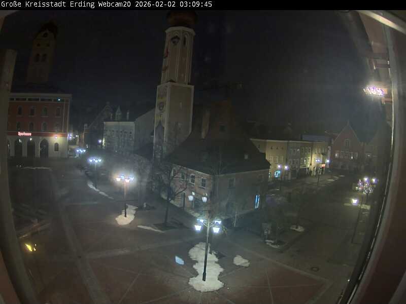 Archiv Foto Webcam Erding: Stadtturm, Kirche und Fußgängerzone