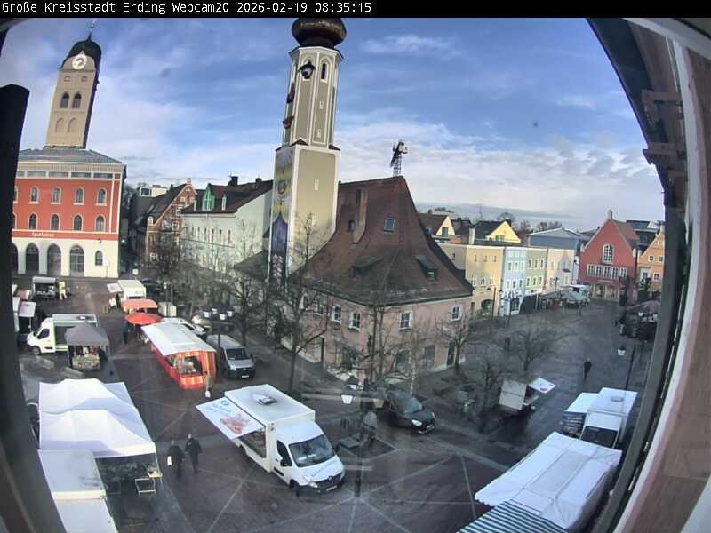 Archiv Foto Webcam Erding: Stadtturm, Kirche und Fußgängerzone
