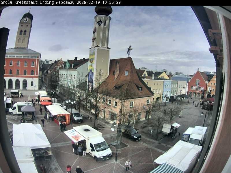 Archiv Foto Webcam Erding: Stadtturm, Kirche und Fußgängerzone