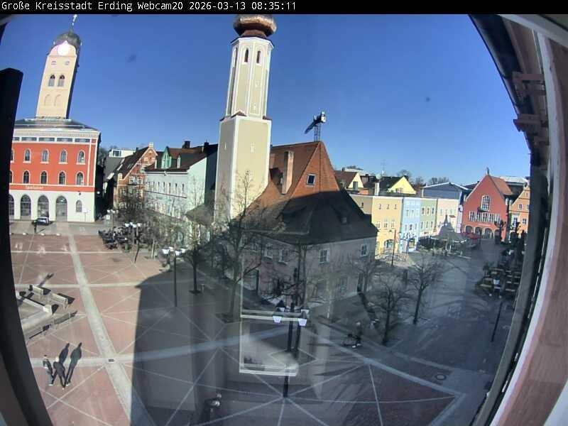 Archiv Foto Webcam Erding: Stadtturm, Kirche und Fußgängerzone