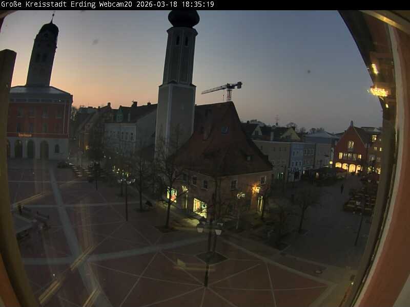 Archived image Webcam City center of Erding and the local city tower
