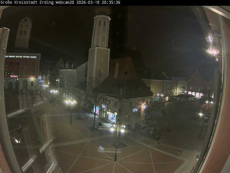 Archived image Webcam City center of Erding and the local city tower