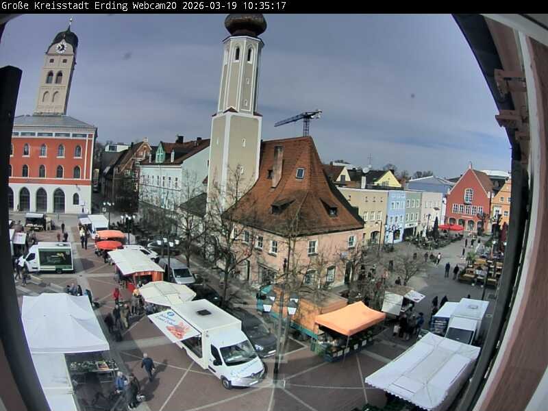 Archiv Foto Webcam Erding: Stadtturm, Kirche und Fußgängerzone