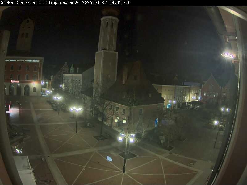 Archiv Foto Webcam Erding: Stadtturm, Kirche und Fußgängerzone