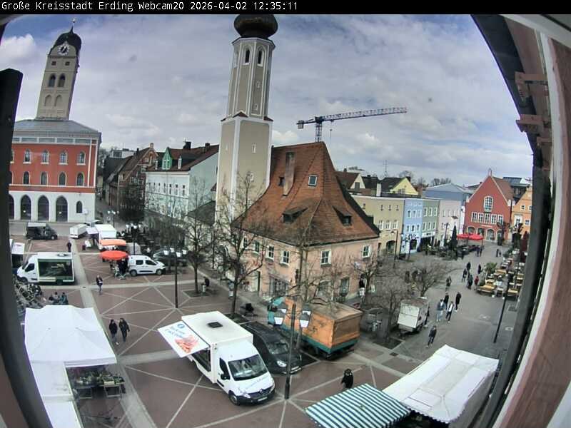 Archiv Foto Webcam Erding: Stadtturm, Kirche und Fußgängerzone