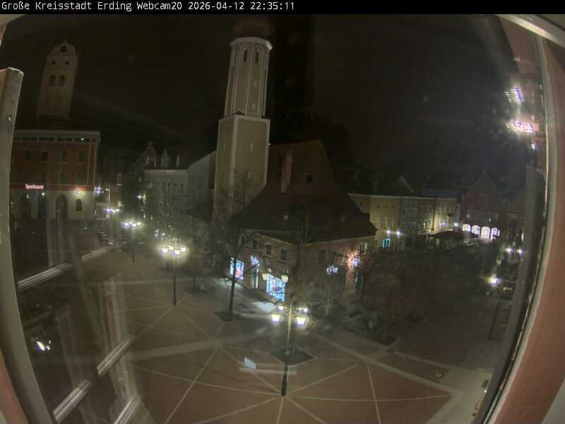 Archived image Webcam City center of Erding and the local city tower
